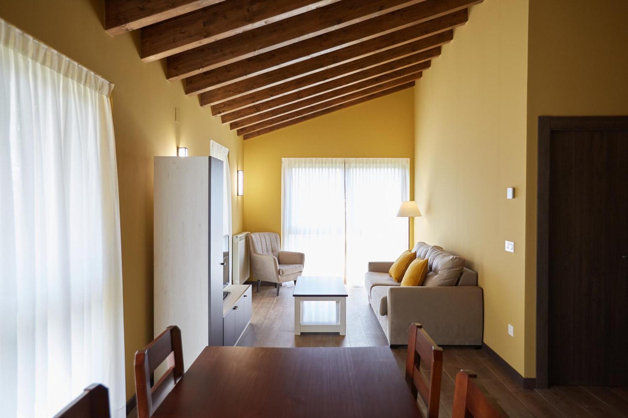 Apartamentos Rurales Casa La Piedra Collía المظهر الخارجي الصورة